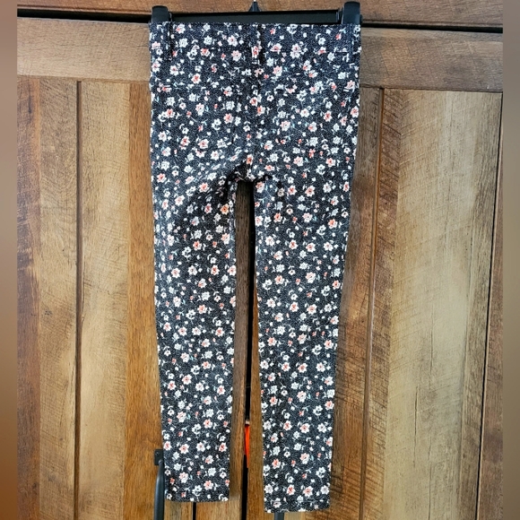 Flower Print Jeggings, Old Navy, size 7 - Picture 2 of 4
